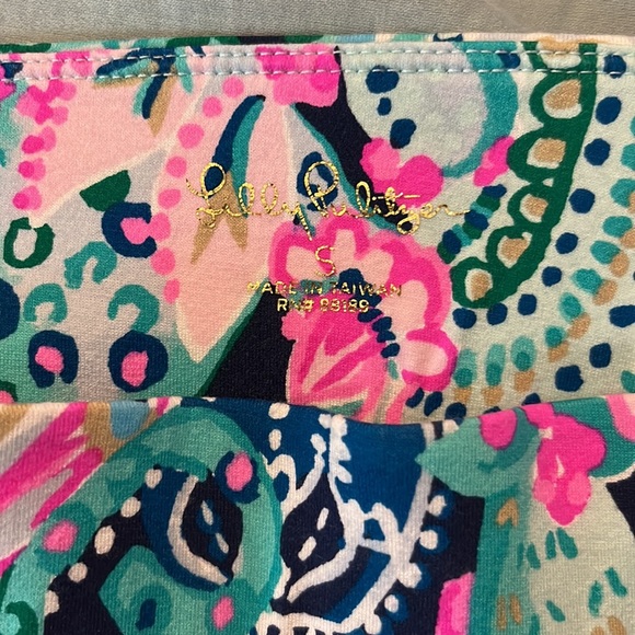 Lilly Pulitzer leggings super cute and great condition - Picture 2 of 3